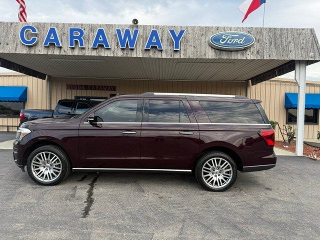 Used 2023 Ford Expedition Max Limited AWD/4WD image 1