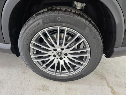 New 2026 Mercedes-Benz GLC 300 image 14