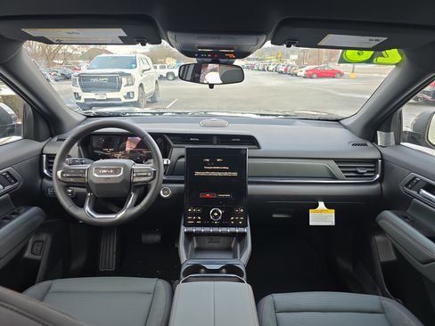 New 2026 GMC Terrain AT4 w/ LPO, Floor Liner Package image 15