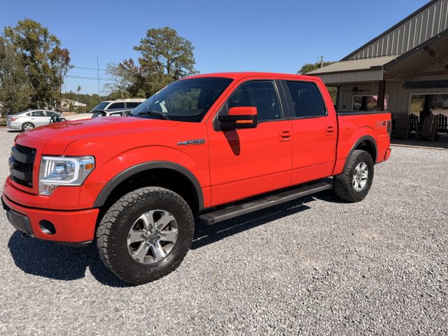 Used 2014 Ford F150 FX4 w/ Equipment Group 402A Luxury AWD/4WD image 1