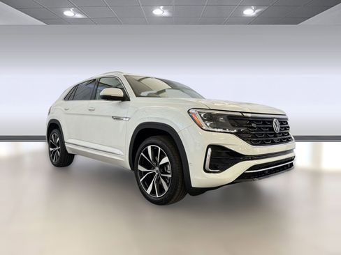 New 2026 Volkswagen Atlas Cross Sport SEL Premium R-Line image 7