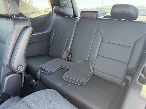 New 2026 Chevrolet Traverse Z71 w/ Driver Confidence Package image 28