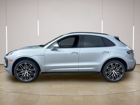 New 2026 Porsche Macan AWD/4WD image 2