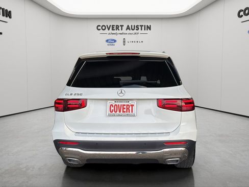 Used 2024 Mercedes-Benz GLB 250 image 4