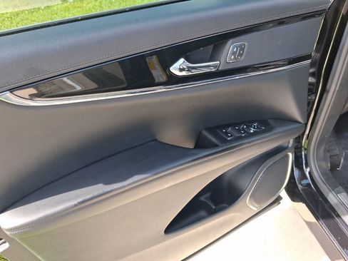 Used 2023 Lincoln Nautilus Reserve FWD image 15