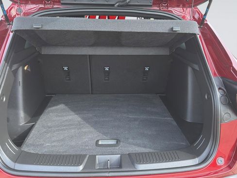 Used 2025 Chevrolet Trax RS w/ Driver Confidence Package image 26