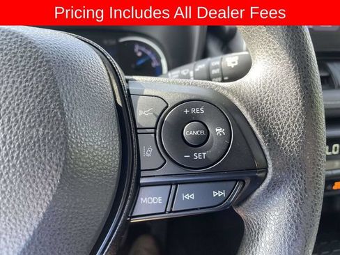 Used 2024 Toyota RAV4 XLE AWD/4WD image 26