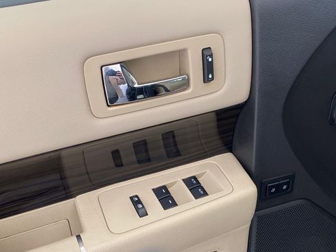 Used 2016 Ford Flex SEL w/ Equipment Group 202A image 24