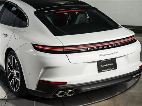 New 2026 Porsche Panamera 4S image 33