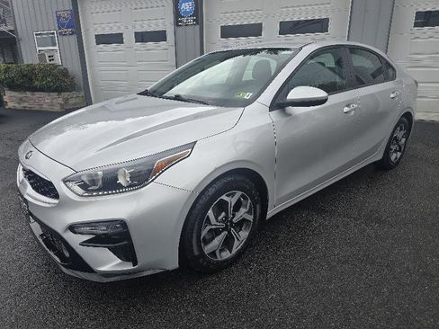 Used 2020 Kia Forte LXS FWD image 1