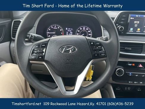 Used 2019 Hyundai Tucson SE image 17
