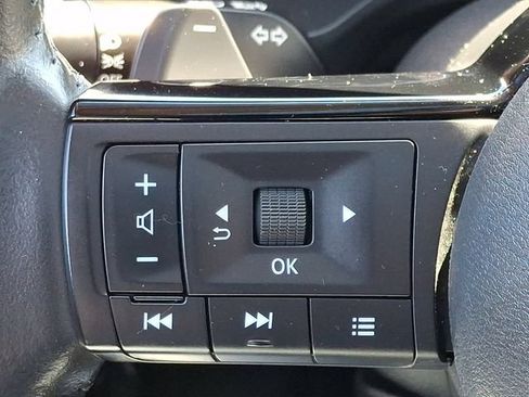 Used 2023 Nissan Rogue SL AWD/4WD image 21