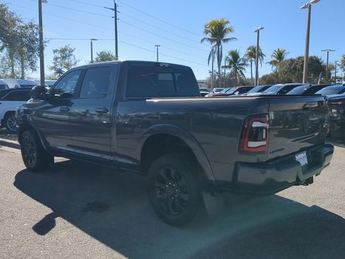 Used 2022 RAM 3500 Limited image 7