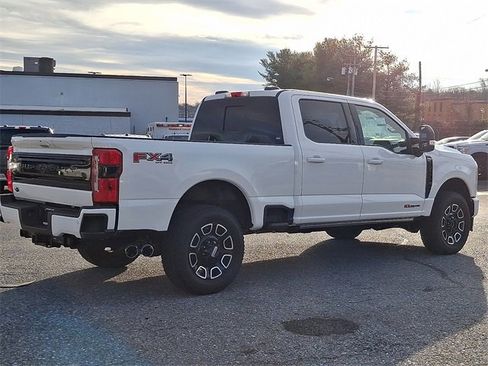 New 2026 Ford F250 Platinum image 3