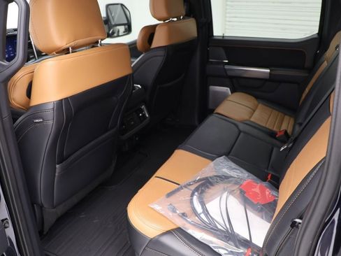 Used 2024 Ford F450 Platinum image 22