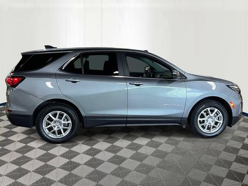 Used 2024 Chevrolet Equinox LT w/ LPO, Floor Liner Package FWD image 6