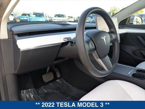 Used 2022 Tesla Model 3 Long Range image 12