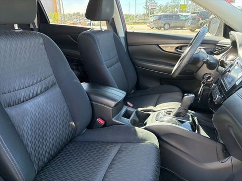 Used 2017 Nissan Rogue S w/ S Appearance Package image 15