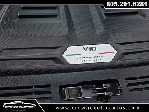 Used 2020 Lamborghini Huracan EVO image 40