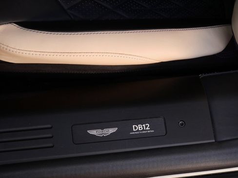 Used 2025 Aston Martin DB12 Coupe RWD image 17