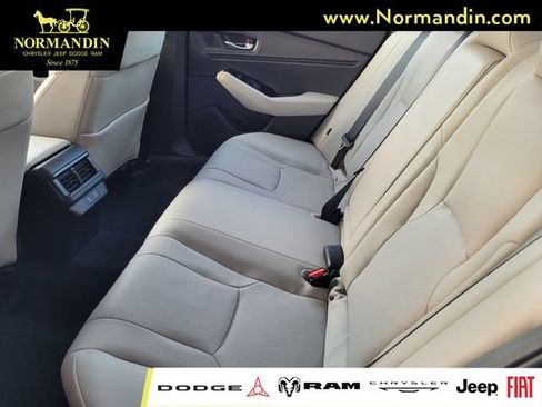 Used 2025 Honda Accord Touring image 18