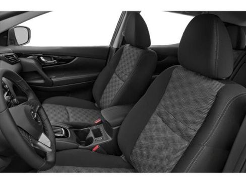 Used 2020 Nissan Rogue Sport SV FWD image 12