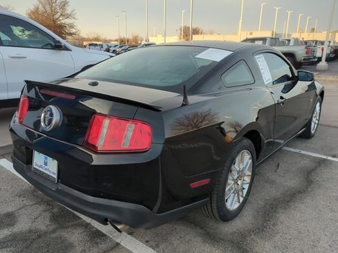 Used 2012 Ford Mustang Premium image 5