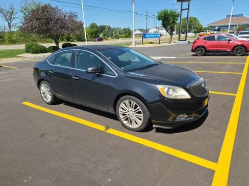 Used 2013 Buick Verano FWD image 2