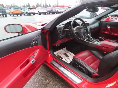 Used 2007 Chevrolet Corvette Convertible w/ Preferred Equipment Group RWD image 15