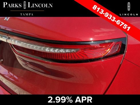 Used 2025 Lincoln Corsair Reserve w/ Equipment Group 202A AWD/4WD image 13