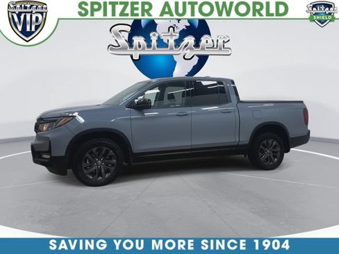 Used 2024 Honda Ridgeline Sport image 3