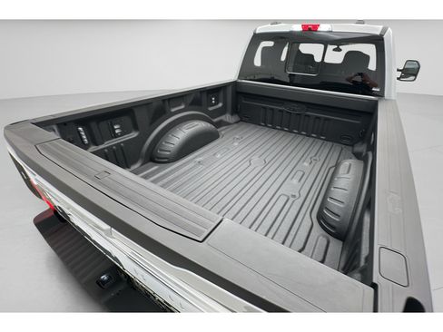 New 2026 Ford F250 Platinum w/ Platinum Plus Package AWD/4WD image 8