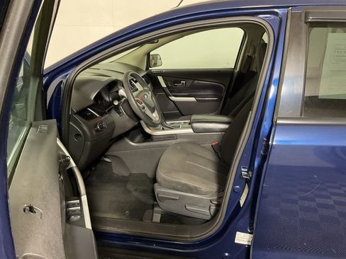 Used 2012 Ford Edge SE FWD image 16