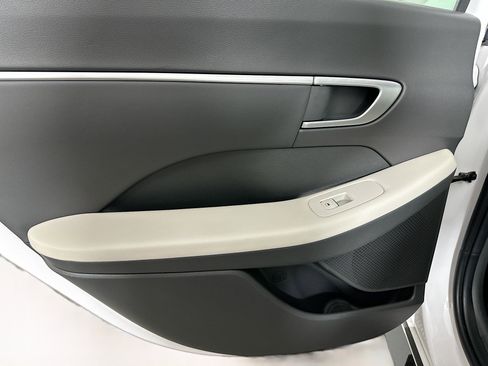 Used 2024 Hyundai Sonata SEL FWD image 25