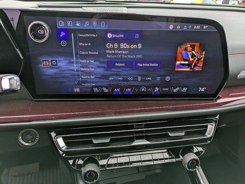 New 2026 Chevrolet Traverse RS image 21