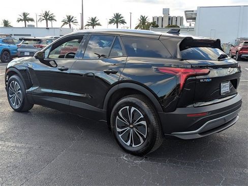 Used 2024 Chevrolet Blazer EV LT image 5