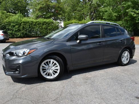 Used 2018 Subaru Impreza 2.0i Premium AWD/4WD image 48