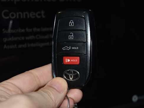 Used 2024 Toyota Tundra Limited image 19