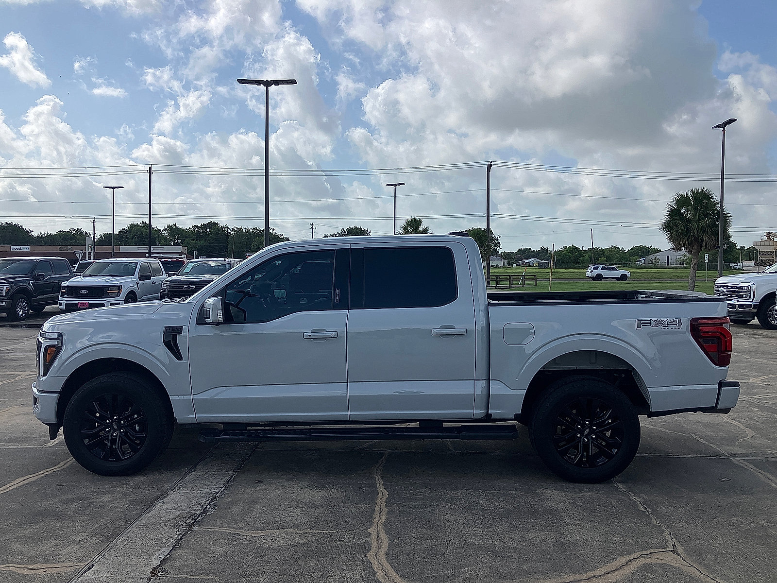 Used 2024 Ford F150 Lariat w/ Bed Utility Package AWD/4WD image 4