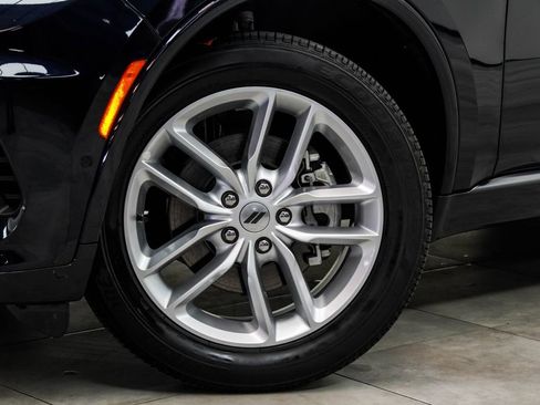 Used 2024 Dodge Durango GT AWD/4WD image 3