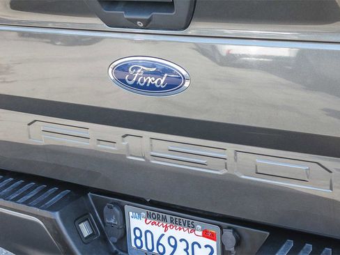 Used 2018 Ford F150 XLT w/ Equipment Group 302A Luxury image 12