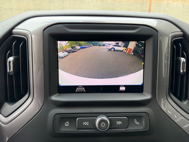 Used 2021 Chevrolet Silverado 1500 Custom AWD/4WD image 16