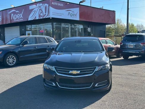 Used 2016 Chevrolet Impala LT w/ Convenience Package FWD image 3