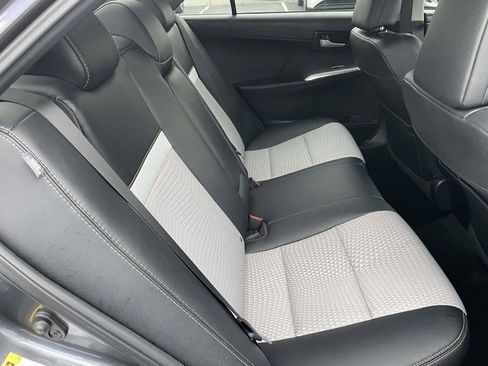 Used 2012 Toyota Camry SE image 42