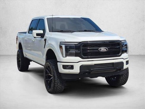 Used 2025 Ford F150 Lariat w/ Equipment Group 502A High AWD/4WD image 3
