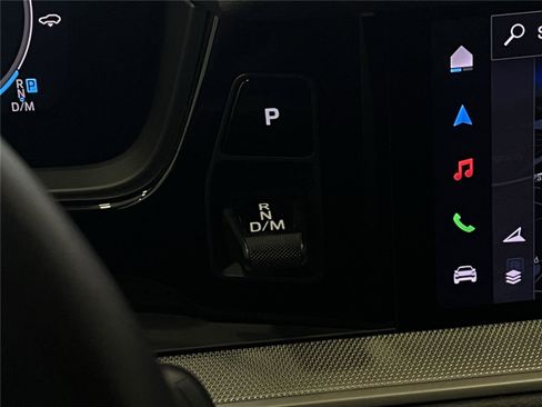 Certified 2025 Porsche Cayenne image 18