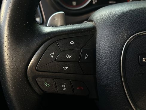 Used 2015 Dodge Challenger R/T RWD image 26