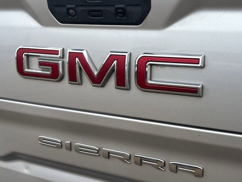 Used 2020 GMC Sierra 1500 SLT w/ X31 Off-Road Package image 28