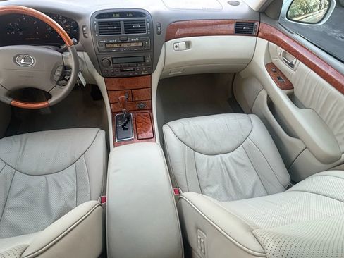 Used 2003 Lexus LS 430 RWD image 26