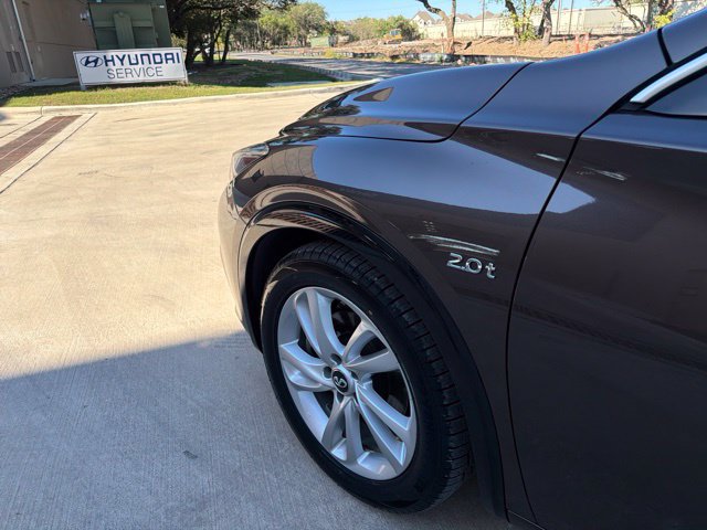 Used 2019 INFINITI QX30 FWD image 14